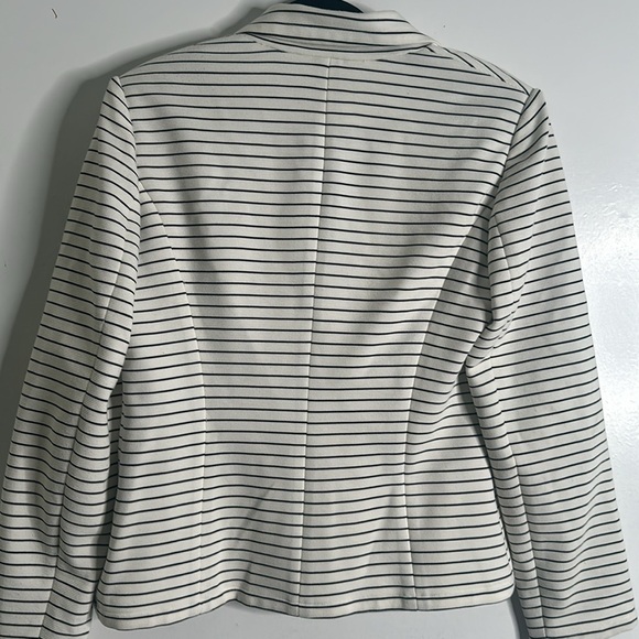 Calvin Klein white and black skirt suits size 12 - Picture 5 of 8